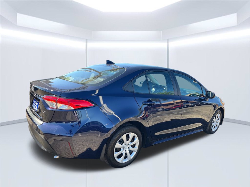 Used 2024 Toyota Corolla LE FWD image 5