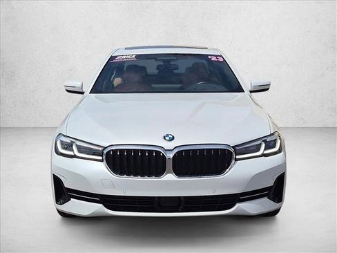 Used 2023 BMW 540i w/ Premium Package RWD image 2