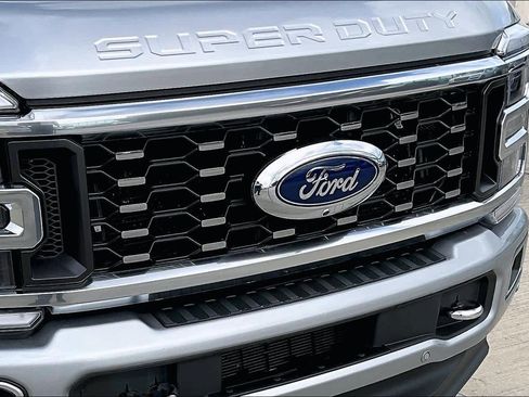 Used 2024 Ford F450 Limited image 63