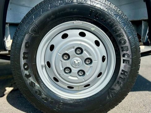 Used 2023 RAM ProMaster 2500 image 23