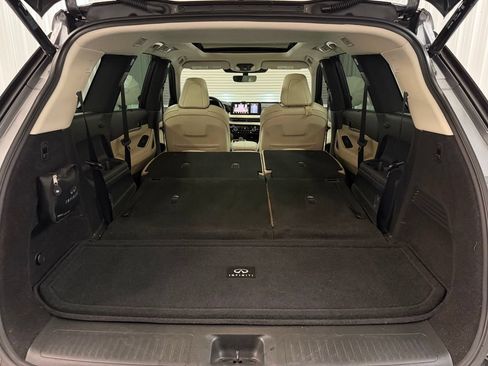 Certified 2024 INFINITI QX60 Luxe w/ Cargo Package FWD image 40