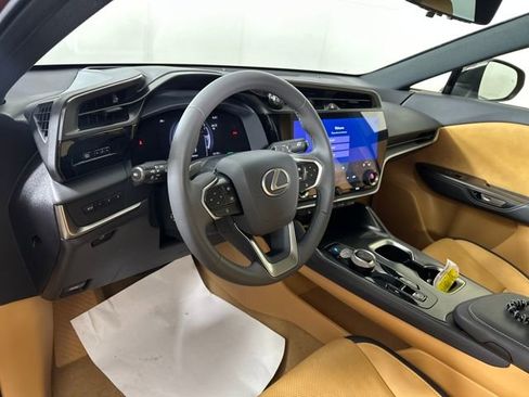 Used 2025 Lexus RZ 450e image 13
