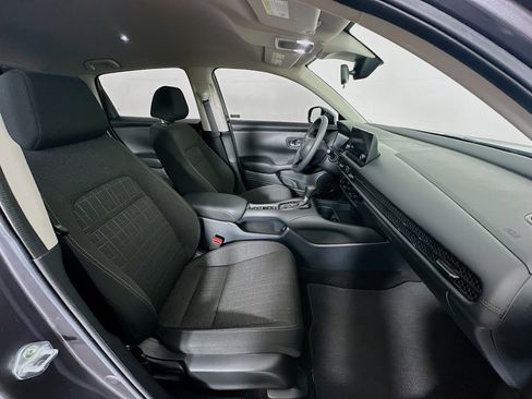 Used 2023 Honda HR-V LX image 28