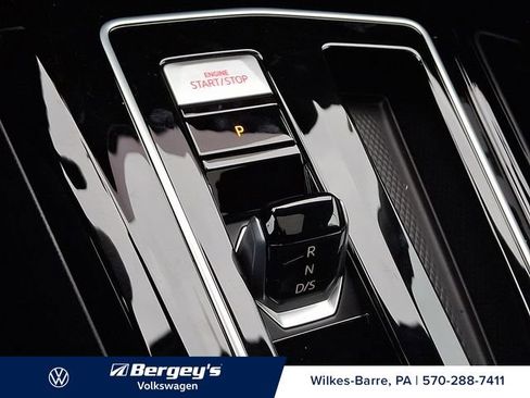 New 2026 Volkswagen GTI SE image 11