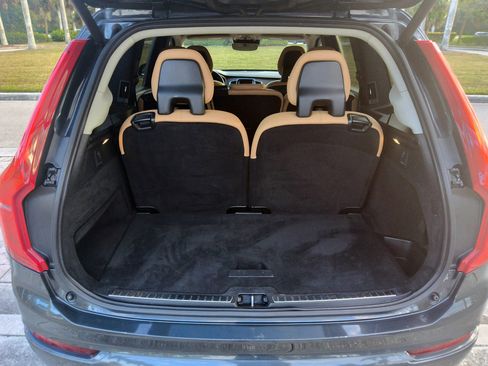 Used 2016 Volvo XC90 T6 Momentum image 48
