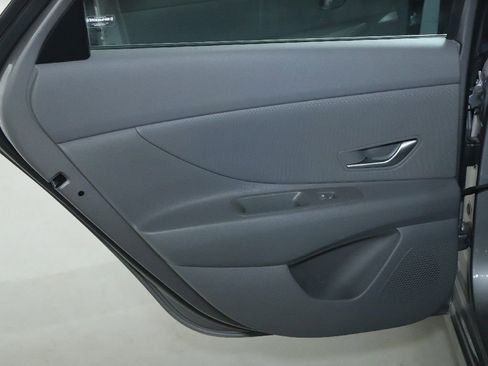 Used 2023 Hyundai Elantra SEL w/ Cargo Package FWD image 13