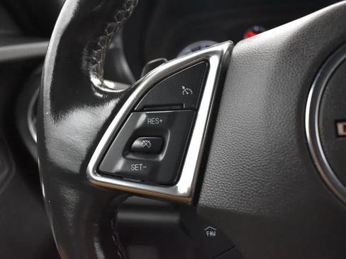 Used 2023 Chevrolet Camaro LT RWD image 20