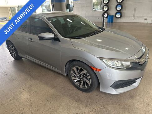 Used 2017 Honda Civic EX image 2