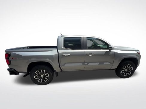 Used 2024 Chevrolet Colorado Z71 w/ Safety Package AWD/4WD image 16