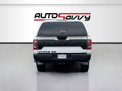 Used 2023 Nissan Titan PRO-4X image 6