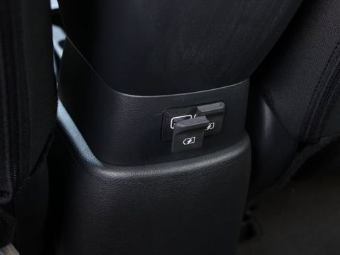 Certified 2025 Nissan Kicks Play S FWD image 26