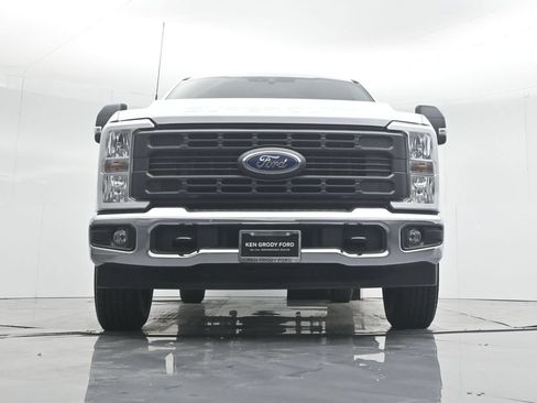 New 2026 Ford F350 XL w/ XL Chrome Package RWD image 45