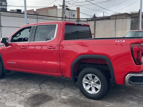 Used 2024 GMC Sierra 1500 SLE image 7