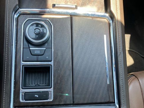 Used 2023 Ford Expedition Max King Ranch RWD image 15