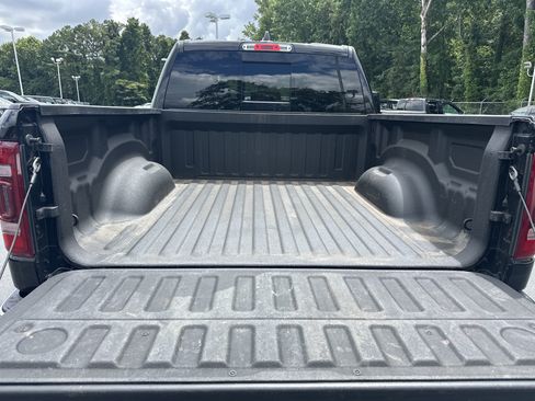 Used 2022 RAM 1500 Limited AWD/4WD image 21