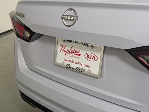 Used 2025 Nissan Altima 2.5 SR FWD image 7