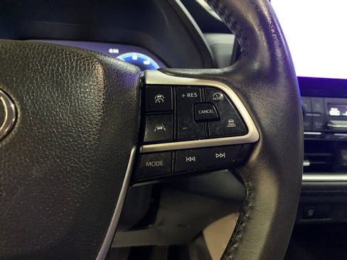 Used 2024 Toyota Grand Highlander Limited image 30