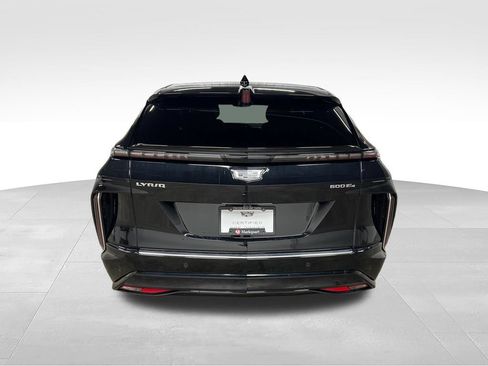 Certified 2024 Cadillac Lyriq Luxury AWD/4WD image 7