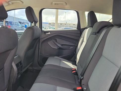 Used 2018 Ford Escape SE FWD image 6