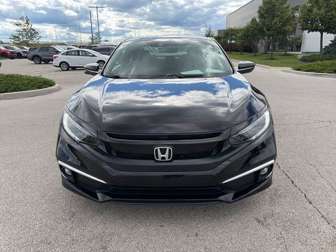 Used 2020 Honda Civic Touring image 2