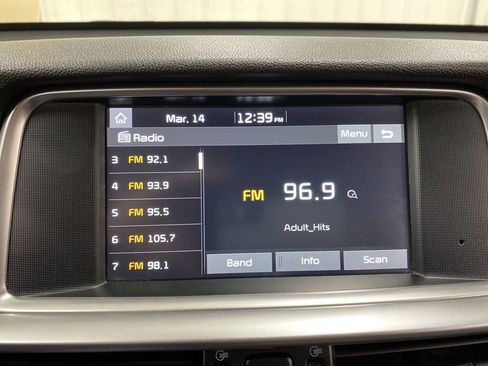 Used 2020 Kia Optima LX FWD image 13