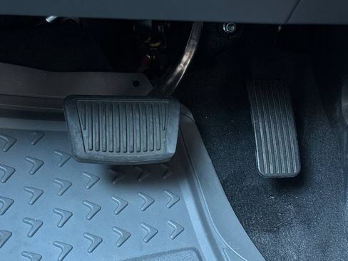 Used 2019 Hyundai Ioniq Limited image 38