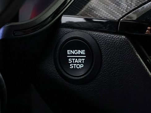 Certified 2025 Ford Escape ST-Line image 37