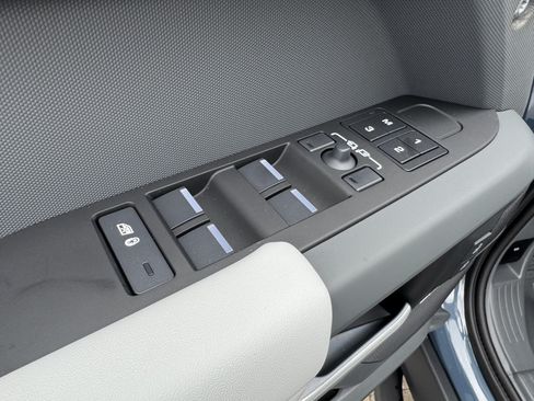 New 2026 Land Rover Defender 110 S AWD/4WD image 11