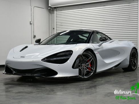Used 2018 McLaren 720S RWD image 1