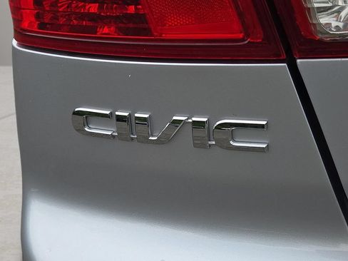 Used 2005 Honda Civic LX image 29
