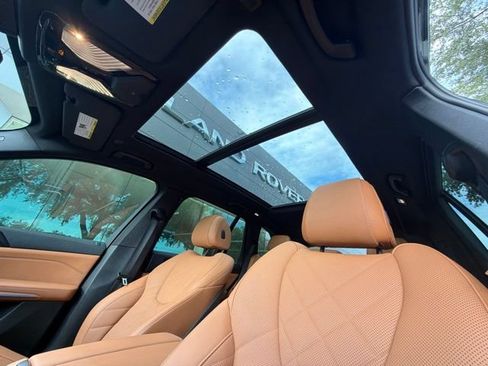 Used 2023 BMW X5 xDrive40i w/ M Sport Package AWD/4WD image 11