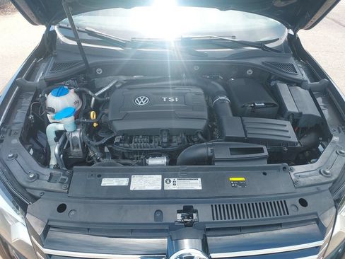 Used 2015 Volkswagen Passat 1.8T SE FWD image 35