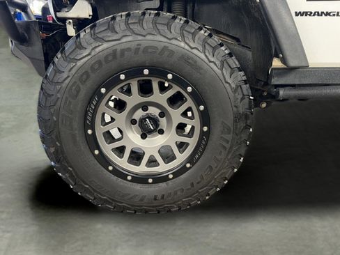 Used 2012 Jeep Wrangler Sport image 8