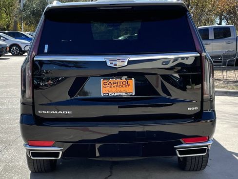 Used 2023 Cadillac Escalade ESV Premium Luxury image 5