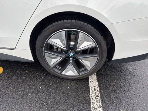 Used 2023 BMW i4 eDrive35 w/ Premium Package RWD image 6