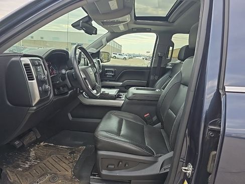 Used 2018 Chevrolet Silverado 1500 LTZ Z71 w/ Centennial Edition AWD/4WD image 8