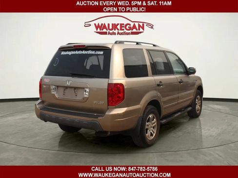 Used 2004 Honda Pilot EX image 3