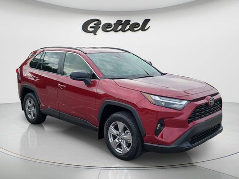 Certified 2025 Toyota RAV4 LE AWD/4WD image 3