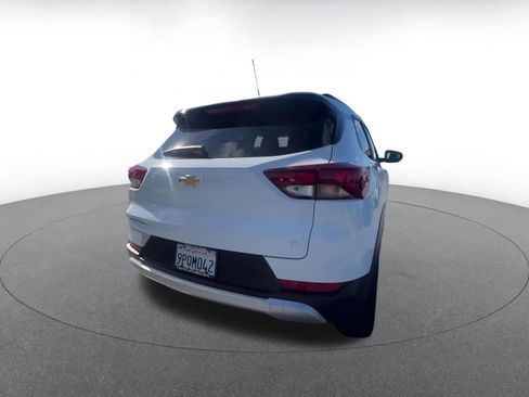 Used 2025 Chevrolet TrailBlazer LT image 12