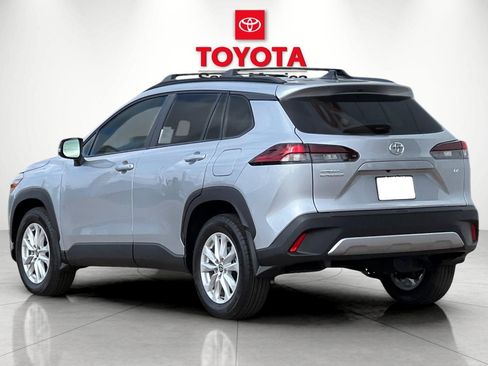 New 2026 Toyota Corolla Cross LE image 5
