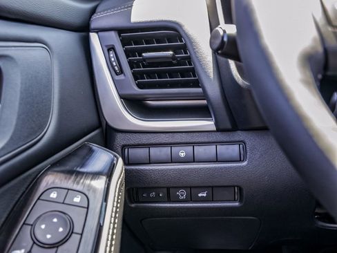 New 2026 Nissan Rogue SV FWD image 31