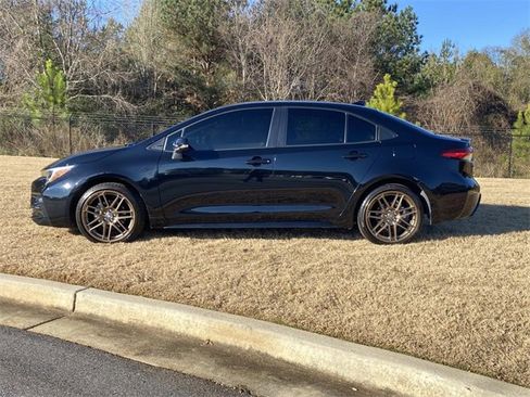 Used 2024 Toyota Corolla SE image 9