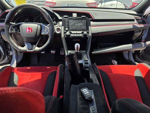 Used 2021 Honda Civic Type R image 3