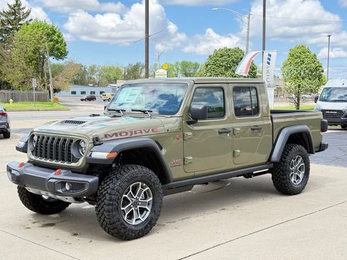 New 2026 Jeep Gladiator Mojave AWD/4WD image 3