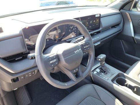 New 2027 Kia Seltos X-Line S w/ X-Line S Premium Package AWD/4WD image 24