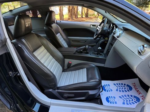 Used 2007 Ford Mustang GT image 55