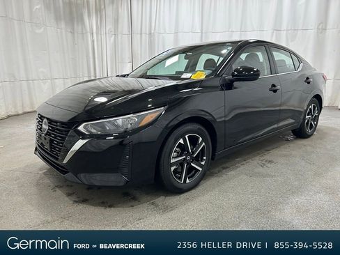 Used 2025 Nissan Sentra SV image 4