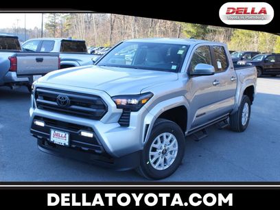 New 2025 Toyota Tacoma SR5
