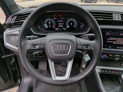 Used 2022 Audi Q3 2.0T Premium Plus image 18