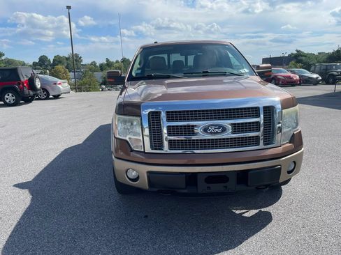 Used 2011 Ford F150 Lariat w/ Lariat Plus Pkg AWD/4WD image 4